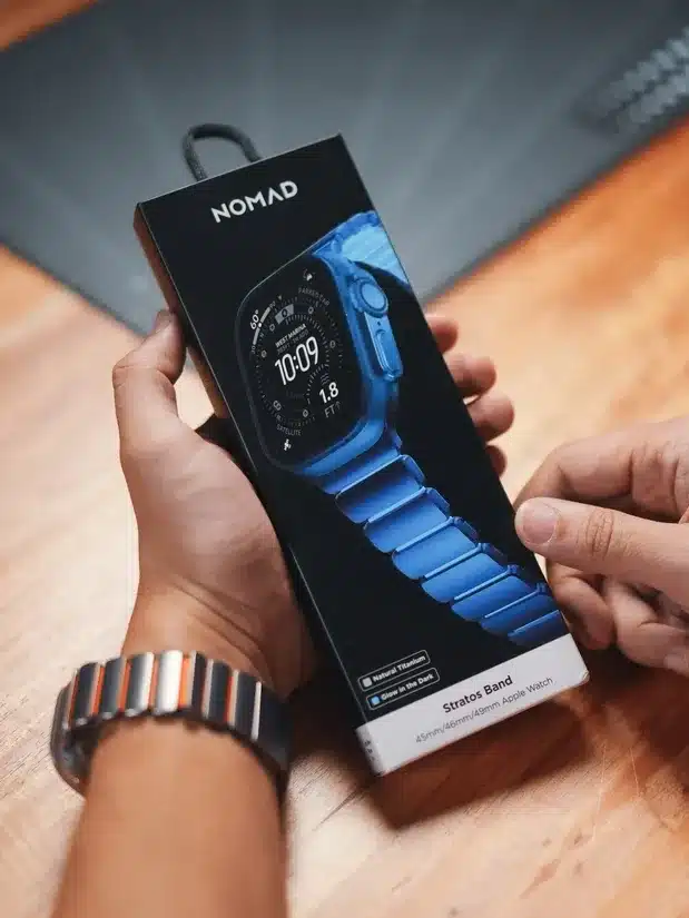 Nomad Stratos Band for Apple Watch