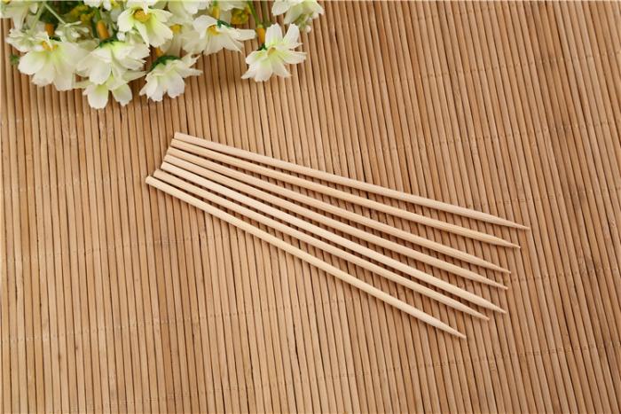 1107 Camping Wooden Color Bamboo Bbq Skewers Barbecue Shish Kabob Sticks Fruit Kebab Meat Party Fountain Bamboo Bbq Sticks Skewers Wooden (30cm)