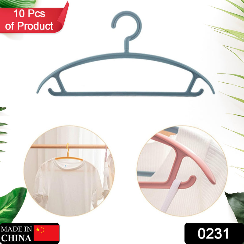 0231 Plastic Hangers Clothes Hangers - Lightweight Space Saving Hangers - Standard Hangers For Clothes - Durable Slim  Sleek Hangers (10pc)