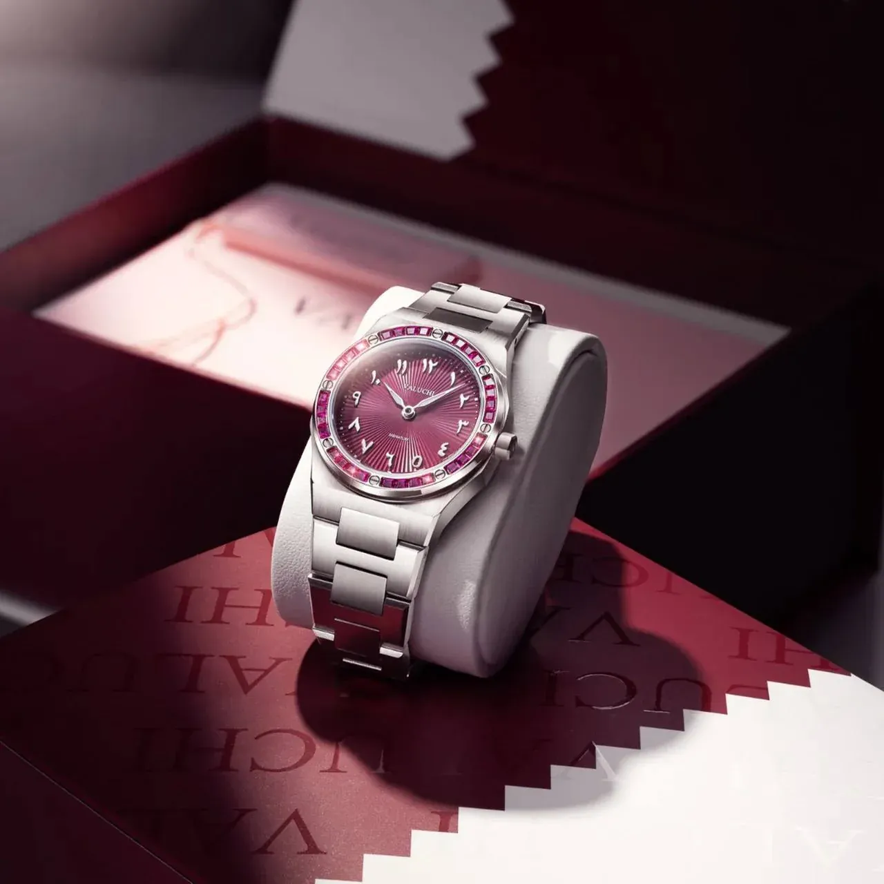 Elegant Rose Dial Bracelet Watch